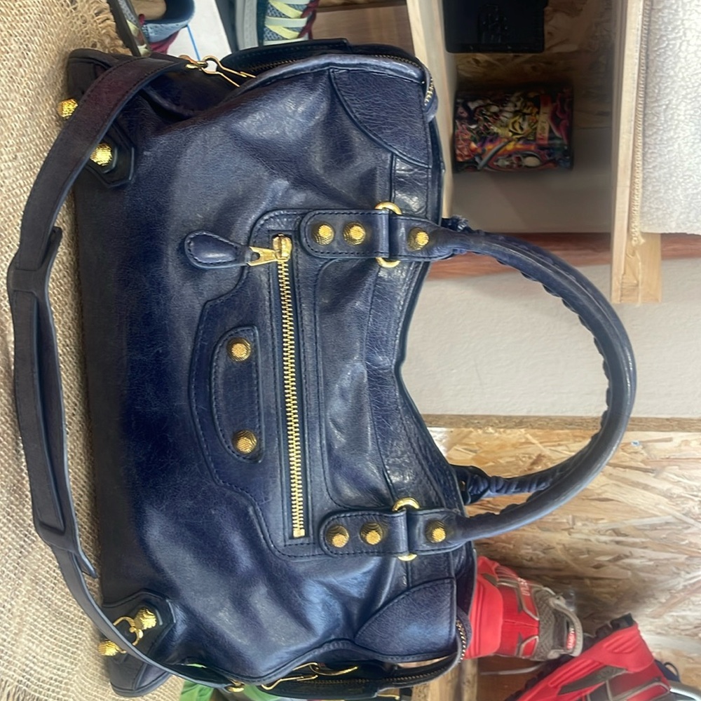 balenciaga  Volunteer bag for woman is dark blue leather .made in Italia